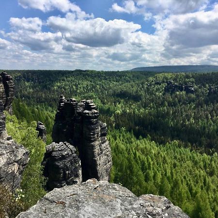 Lovely Fully-Equipped Studio In Tisa Village. Rocks Only 5 Minutes Walk Extérieur photo