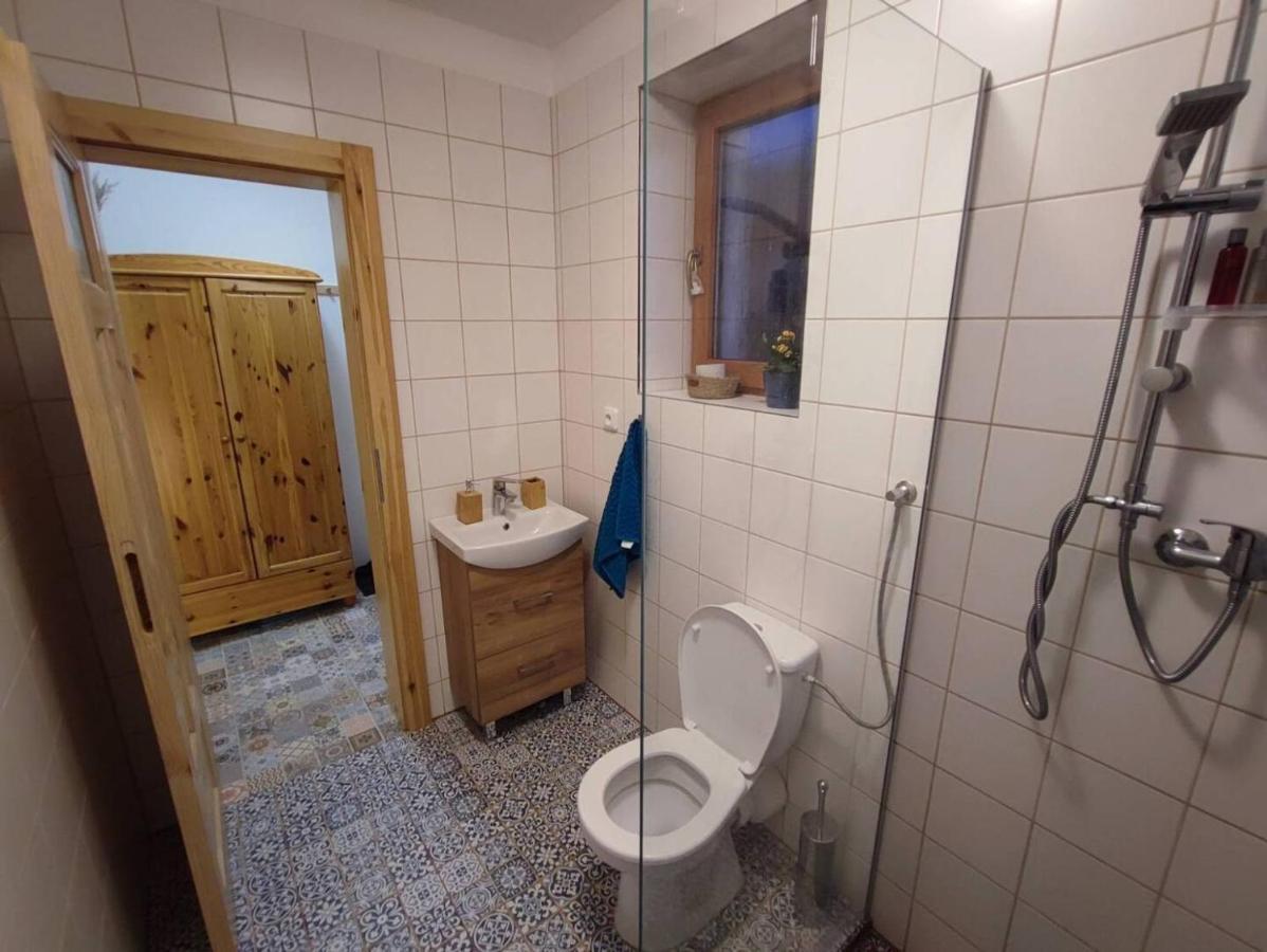 Lovely Fully-Equipped Studio In Tisa Village. Rocks Only 5 Minutes Walk Extérieur photo
